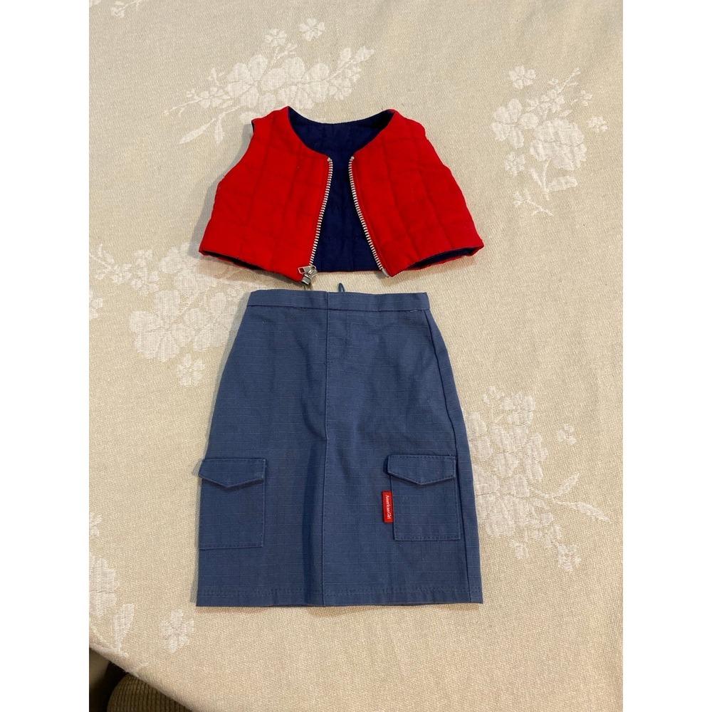 RETIRED: American Girl of Today Urban Outfit (2000)